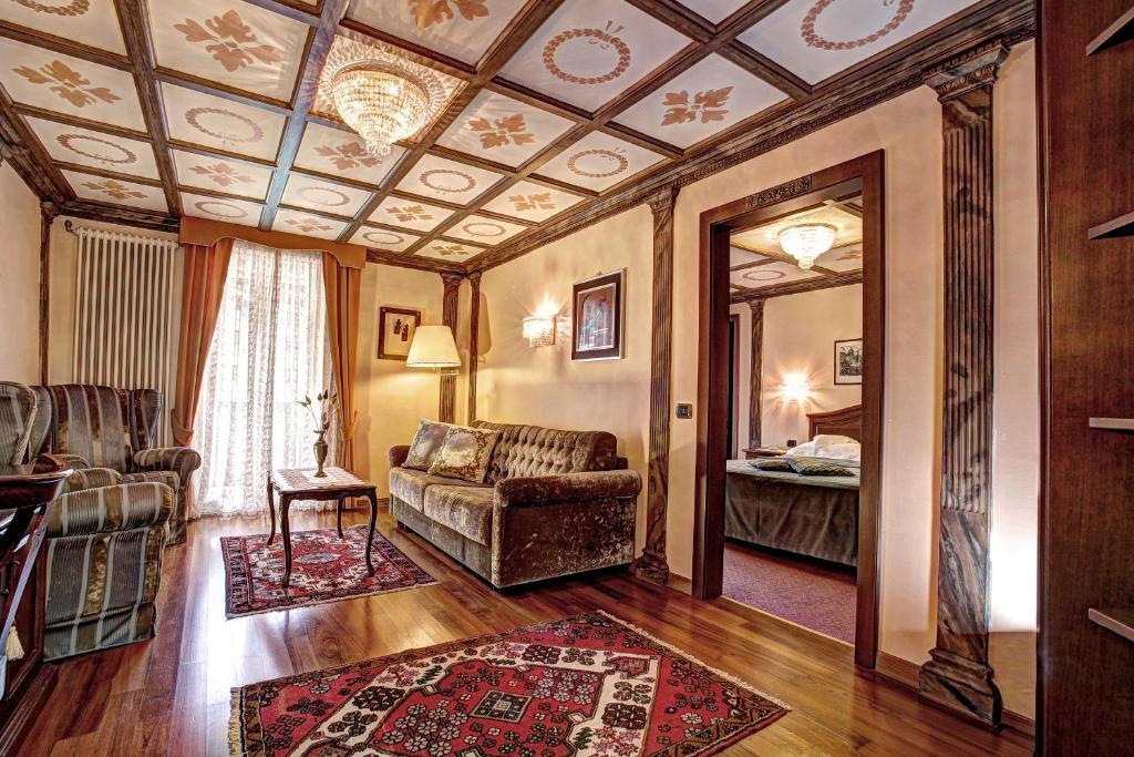 Hotel Regina San Martino Di Castrozza Chambre photo